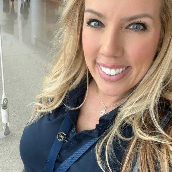 Breeze Flight Attendant - MSY